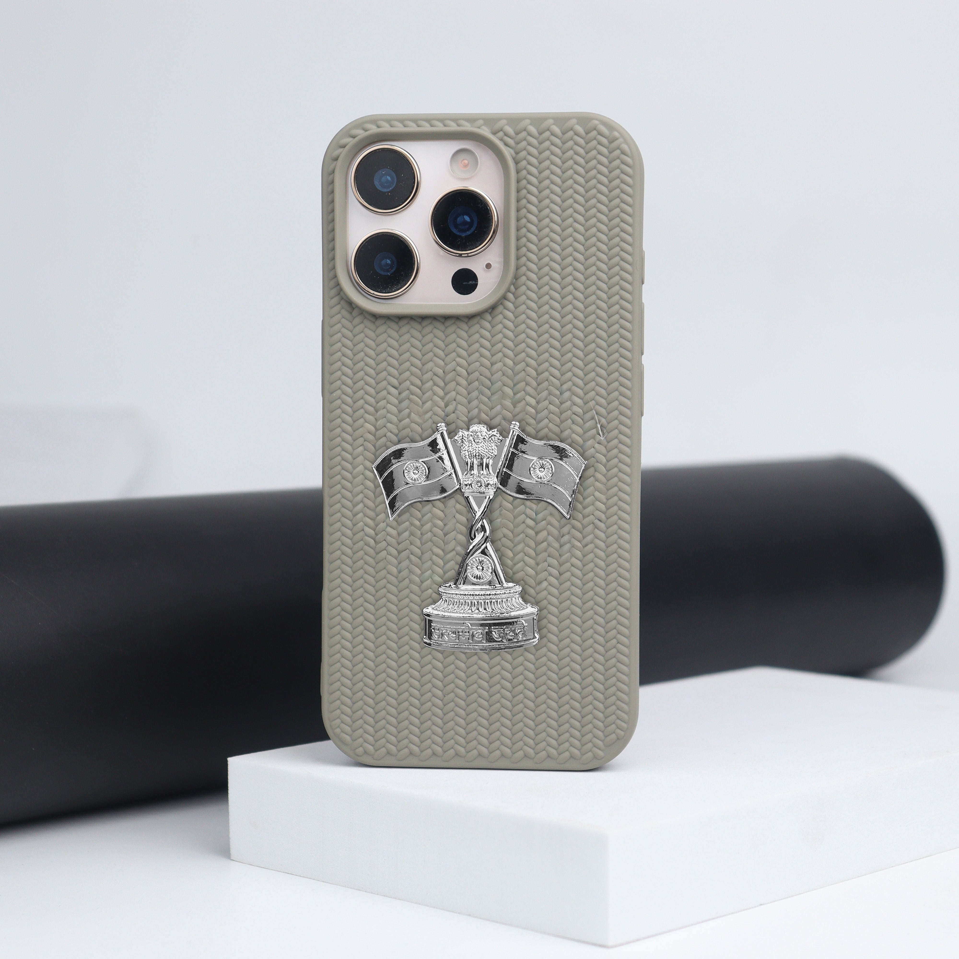 Nyay Stambh Woven Leather Case - iPhone
