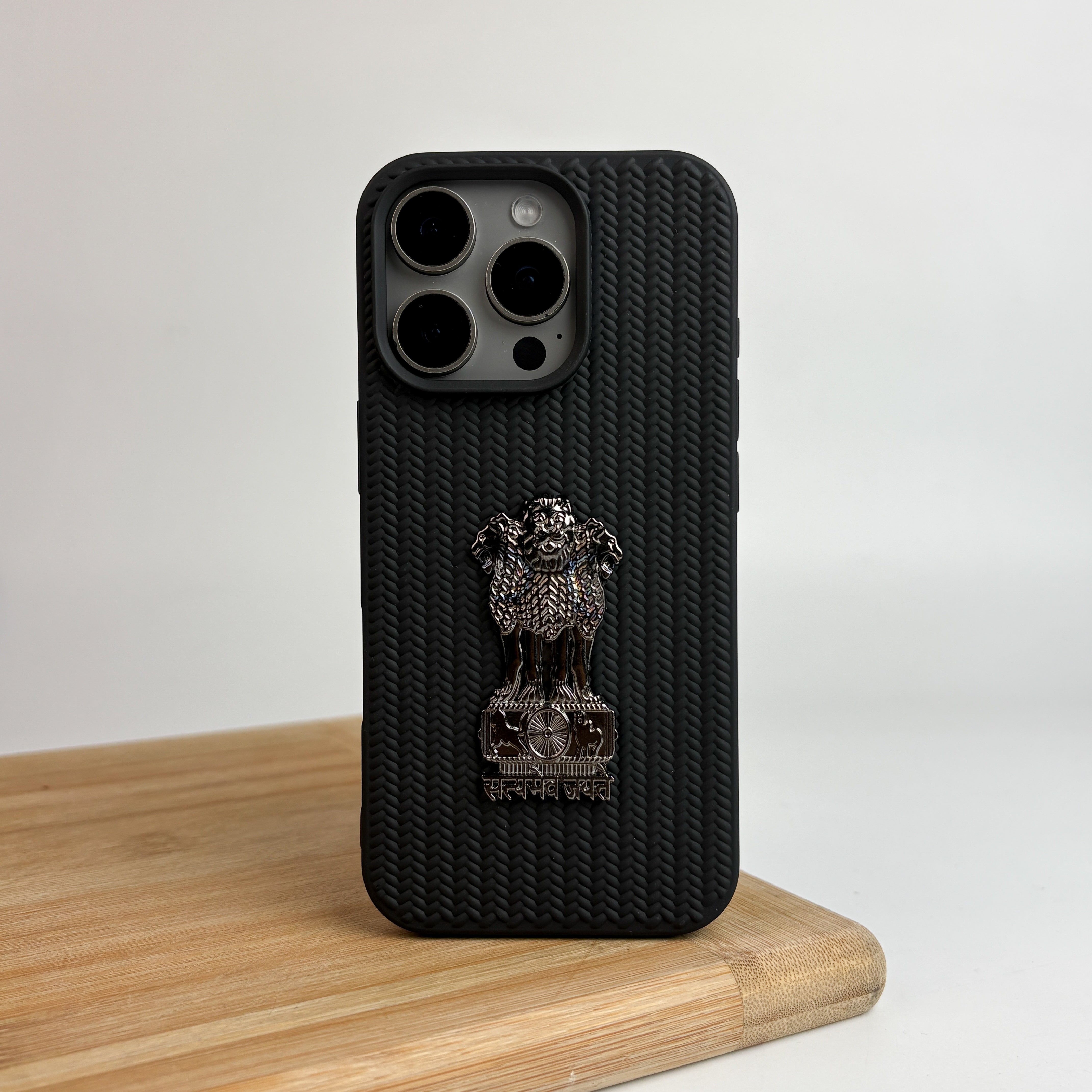 Satyamev Jayate Woven Leather Case - iPhone